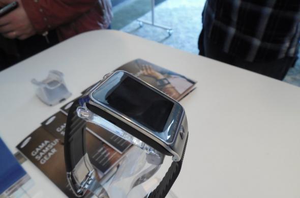 Prezentare Samsung Galaxy S5: schimbare radicală de UI În zona de setări, test al scannerului de amprente, cardiac și camera (Video): lansare_samsung_galaxy_s5_romania_95jpg.jpg