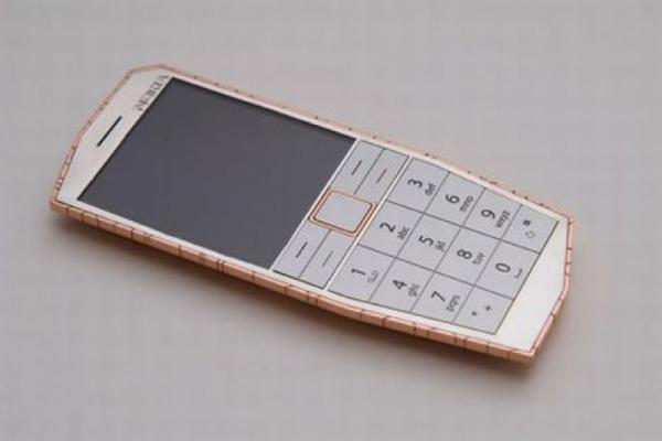 Nokia fara incarcator? Telefonul Nokia E-Cu, alimentat pe baza de caldura
