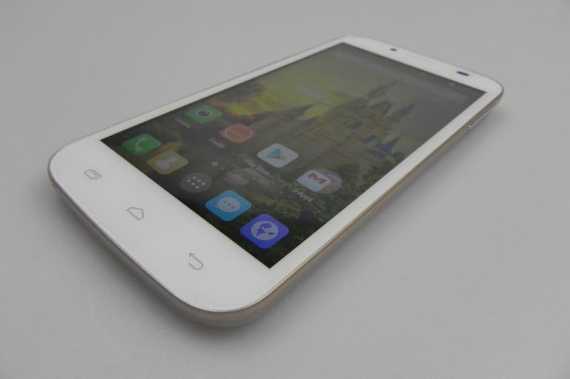 Review Karbonn Titanium S6: frate geamăn al lui Galaxy S4, vine cu ecran luminos dar filmare sub așteptări (Video): karbonn_titanium_s6_review_30jpg.jpg