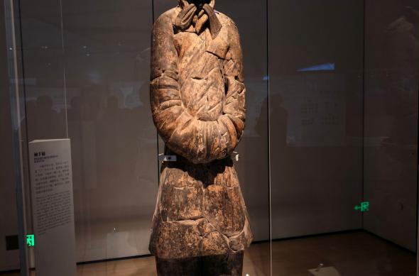 Honor Magic8 Pro - Mostre Soldaţii de Teracotă: Honor-Magic8-Pro-Mostre-Muzeu_031.jpg