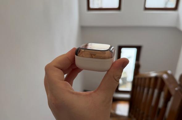 Samsung Galaxy Buds4 Pro - Fotografii hands-on: Galaxy-Buds4-Pro_ (4).jpg