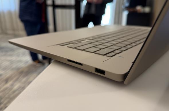 ASUS ZenBook A14/A16 - Fotografii hands-on: ZenBook-A14-A16 (22).jpg