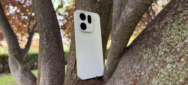 RESIGILATUL ZILEI #113: OPPO Find X9 Pro cu autonomie excepțională, camere versatile, ecran fluid 120 Hz și performanță flagship