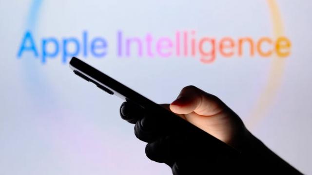 <b>Viitorul Siri? Apple testează Ferret-UI Lite, model AI de 3 miliarde de parametri, navigare în aplicații direct pe dispozitiv</b>Apple a publicat detalii despre Ferret-UI Lite, un nou model AI compact capabil să navigheze autonom în aplicații mobile, web și desktop, rulând 100% pe dispozitiv. Cu doar 3 miliarde de parametri, modelul promite performanțe comparabile