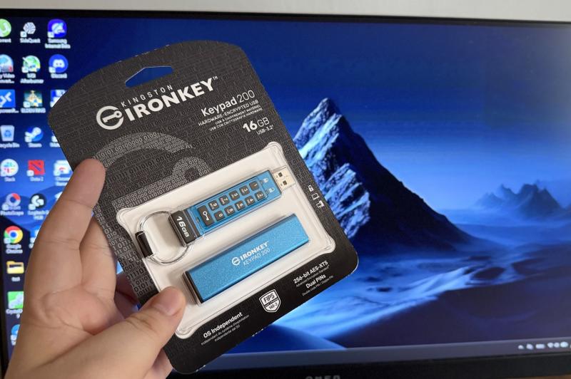 Kingston IronKey Keypad 200 - Unboxing: Photo 22.02.2026, 15 46 44.jpg