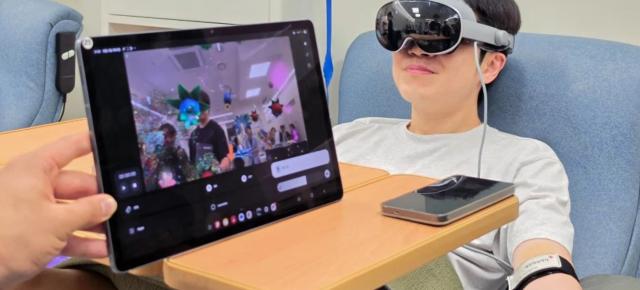 Ți-e frică să donezi sânge? Samsung a găsit soluția, pe bază de VR, Galaxy XR