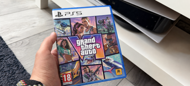 Cât costă să te pregătești de GTA 6? Prețul unui PS5 în pragul precomenzilor din 25 iunie