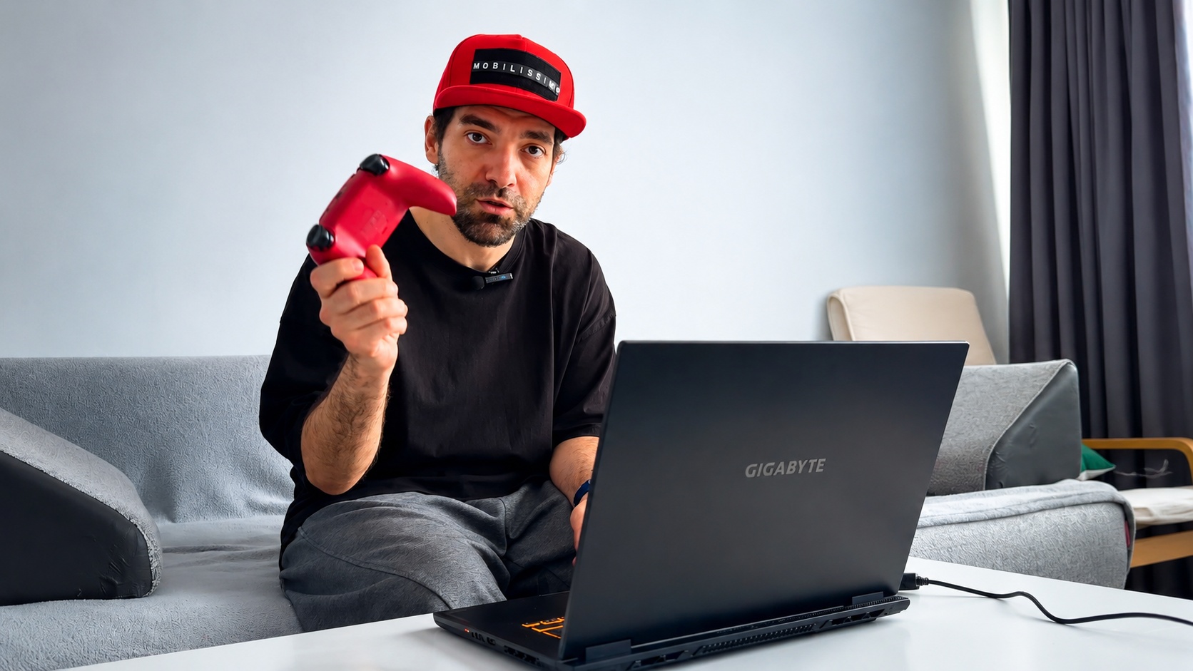 GIGABYTE A16 CHV testat ca studio mobil pentru creație, AI și producție media