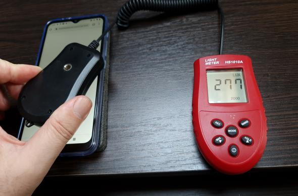Luminozitate display Motorola Moto G30 și ecranul văzut la microscop: Motorola-Moto-G30_032.jpg