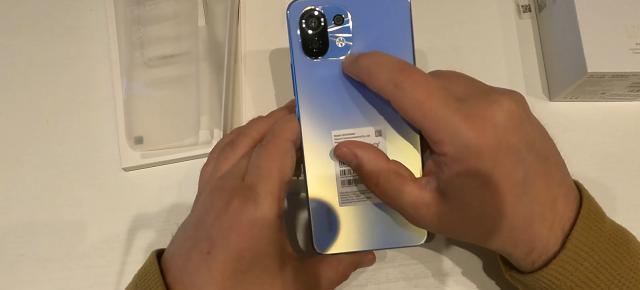 Xiaomi Mi 11 Lite 4G primește un unboxing înainte de lansare; Este listat de un retailer din Italia