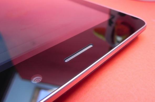 Review ASUS FonePad: un Nexus 7 metalizat, cu procesor single core Intel și apeluri telefonice (Video): asus_fonepad_review_mobilissimo_ro_11jpg.jpg
