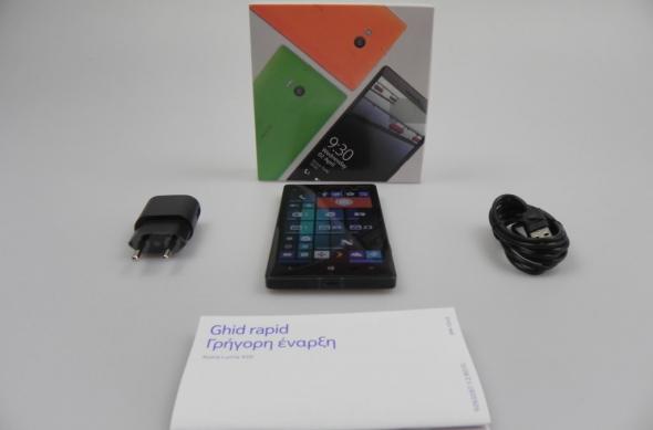 Nokia Lumia 930 unboxing: flagshipul Microsoft/Nokia a sosit, cu un ambalaj total nou (Video): nokia_lumia_930_unboxing_05jpg.jpg