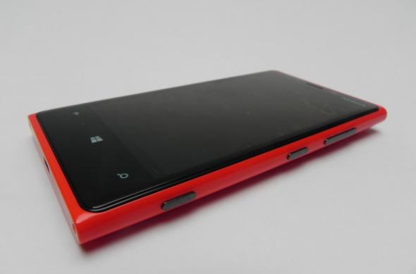 Review Nokia Lumia 920: cameraphone excelent, masiv, cu preț premium (Video): nokia_lumia_920_review_mobilissimo_ro_31.jpg