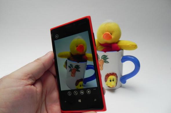 Review Nokia Lumia 920: cameraphone excelent, masiv, cu preț premium (Video): nokia_lumia_920_review_mobilissimo_ro_20.jpg
