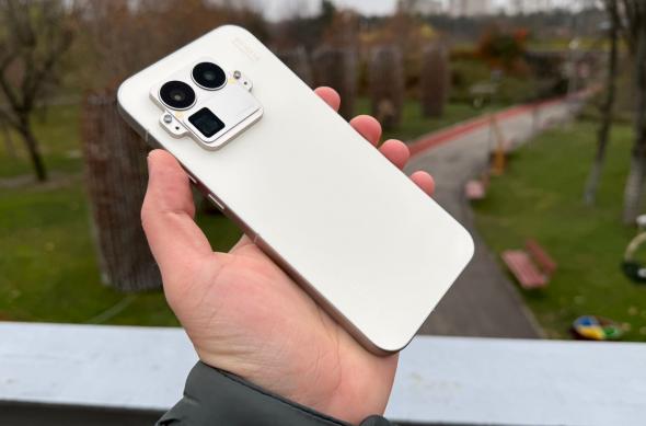 realme GT 8 Pro - Design: REALME-GT-8-PRO-Design_ (3).jpg