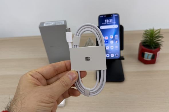 HONOR Magic8 Pro - Unboxing: Photo 01.12.2025, 13 31 44.jpg