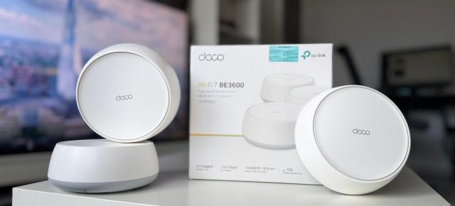Prezentare TP-Link Deco BE25 BE3600 WiFi 7 Mesh: Sistemul mesh Gigabit pentru casa ta plină de rude de Crăciun (acoperire 150 device-uri, 610 m2) 