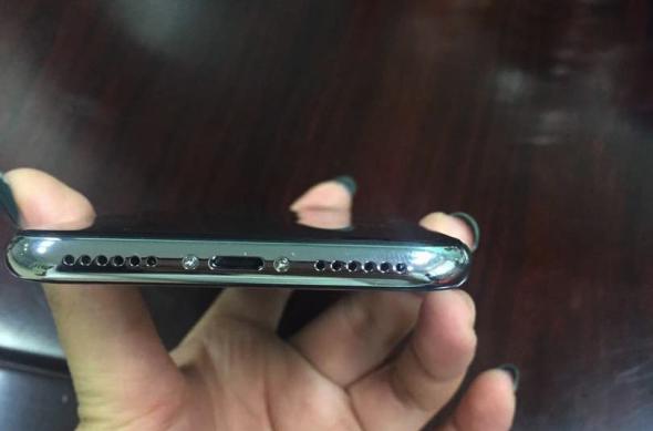 Galerie foto hands-on cu iPhone 8/ Edition (Leak): bgr-iphone-8-mockup-2.jpg