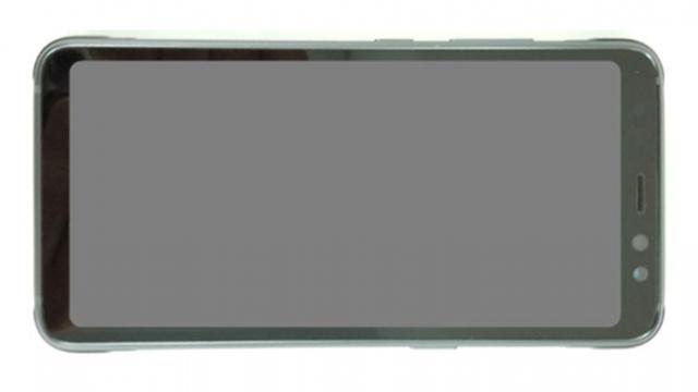 <b>Samsung Galaxy S8 Active se afișează într-o primă imagine; spunem adio muchiilor curbate și vedem un soi de LG G6 rugged</b>Începem săptămâna cu o primă imagine în care se afișează nimeni altul decât Samsung Galaxy S8 Active, terminal ce va debuta doar pe piața din SUA foarte curând. Din start spunem adio muchiilor curbate și privim asupra unui soi de LG G6 rugged care va 