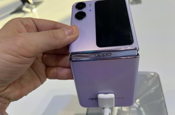 OPPO Find N2 Flip - Fotografii handson: OPPO-Find-N2-Flip_015.jpg