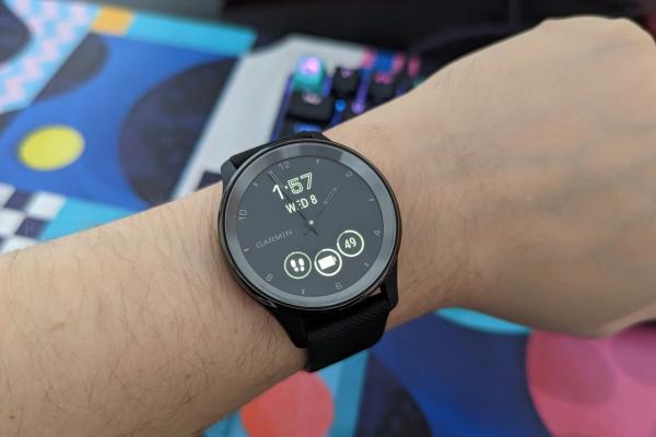 Garmin Vivomove Trend Review: Ceasul hibrid evoluat, super comod, acum și cu încărcare wireless (Video Review)