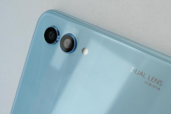 Huawei Nova 2S apare în postere de această dată; va sosi pe albastru, roz şi negru