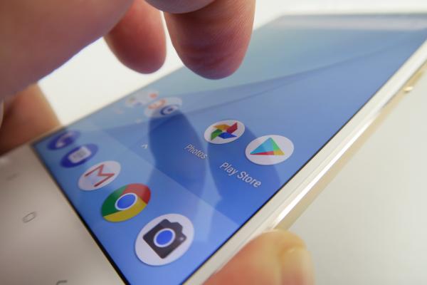 Xiaomi Mi A1: Benchmark-uri bunicele, nu se încinge şi performează OK