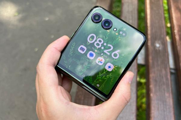 Motorola RAZR 50 Ultra: Soluții de conectivitate super rapide pe wireless și 5G
