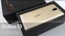 Bluboo S3 Unboxing în Limba Română (Telefon powerbank cu baterie de 8.500 mAh, multe accesorii)