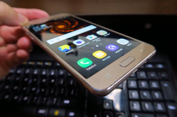 Samsung Galaxy J5 (2016) - Fotografii Hands-On: Samsung-Galaxy-J5-(2016)_031.jpg