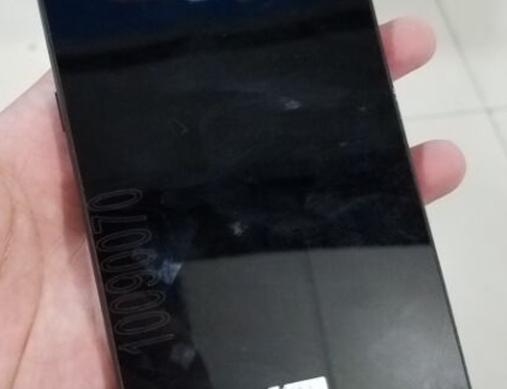 Samsung Galaxy Note 7 - Imagini prototip: Note-7-flat-display-version-prototype (3).jpg