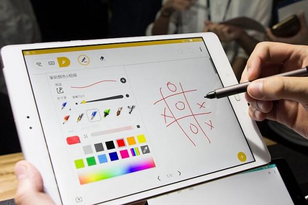Asus ZenPad 3S - Fotografii hands-on
