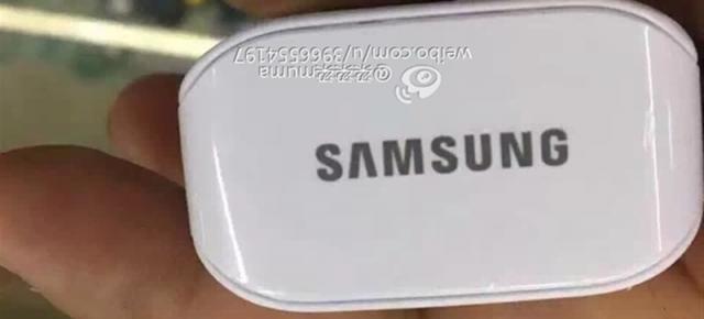Încărcătorul lui Samsung Galaxy Note 7 e fotografiat, vine cu suport pentru încărcare rapidă de până la 12 V la 2.1 A
