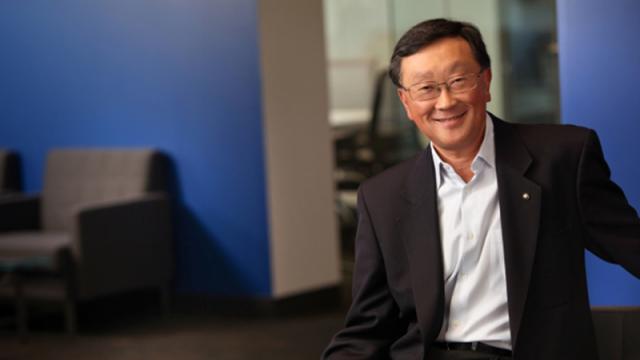 <b>CEO-ul BlackBerry critică în continuare Apple pentru că nu permite accesul guvernului la datele utilizatorilor</b>Nu demult, Apple a stârnit atenția tutoror pentru simplul fapt că a refuzat să permită celor de la FBI accesul asupra unui smartphone folosit în atentatul din San Bernardino. Atât simplii utilizatori, cât și companiile tech de pe piață s-au arătat 