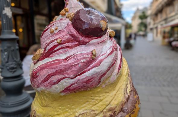 Google Pixel 10 Pro XL - Mostre Foto (ziua): PXL_20250824_121927125.PORTRAIT.jpg