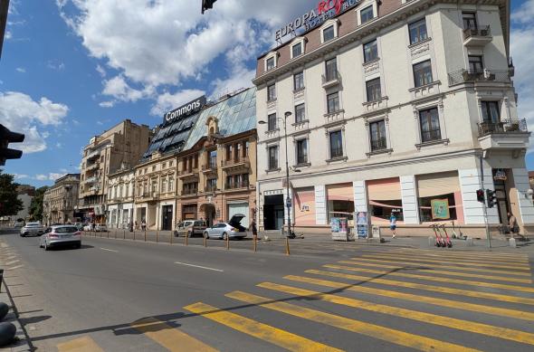Google Pixel 10 Pro XL - Mostre foto (ultrawide): PXL_20250824_120037907.jpg