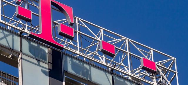 Cu ce se aleg Vodafone și Digi după preluarea activelor Telekom România Mobile; O tranzacție în două părți care împarte clienții, rețeaua și spectrul