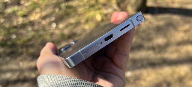 Samsung trece de 45W ca putere de încărcare pe Galaxy S26 Ultra; la ce nivel ajungem?