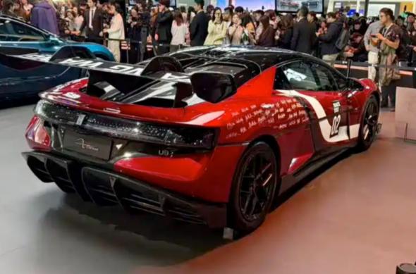 Yangwang U9 Extreme: Supermașina BYD cu 3000 CP și viteză de aproape 500 km/h: image4.jpg