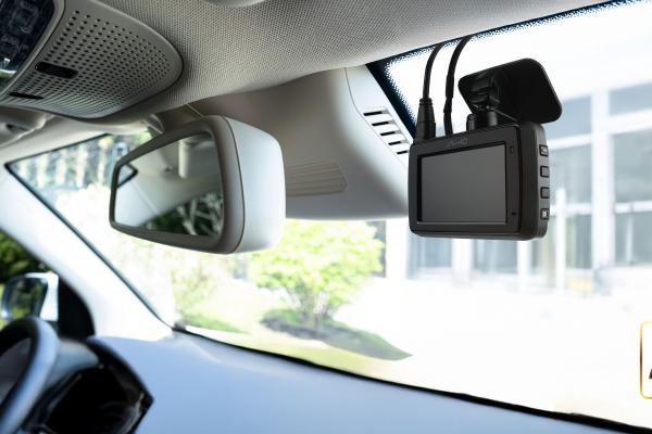 Mio lansează camerele MiVue Pro cu kit de parcare inclus; senzor Sony, HDR și control direct din meniu