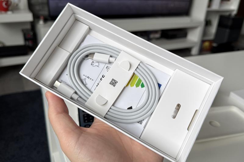 Nothing Phone (3a) Lite - Unboxing: Photo 20.11.2025, 12 59 00 (1).jpg