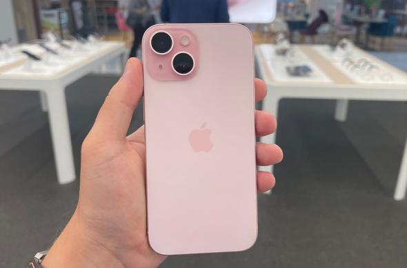 iPhone 15 și iPhone 15 Plus - Foto: iPhone-15-15-Plus_001.jpg