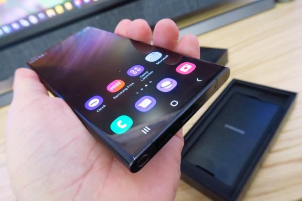 One UI 6 bazat pe Android 14 ajunge în Beta și pe seria de telefoane Galaxy S22 