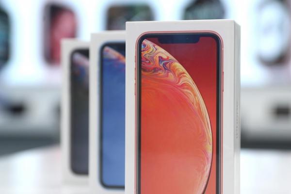 iPhone XR a fost cel mai bine vândut smartphone la nivel global în 2019; Pe locul 3 apare un telefon de 5 ori mai ieftin 