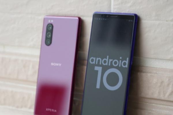 Moș Nicolae aduce un cadou pentru utilizatorii de terminale Xperia 1 și Xperia 5: Android 10 se distribuie oficial! 