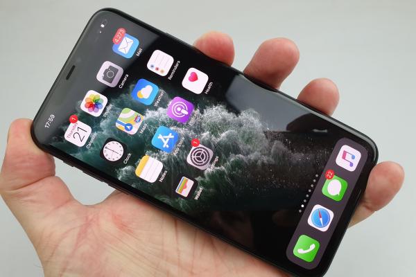 Apple iPhone 11 Pro Max - Galerie foto Mobilissimo.ro