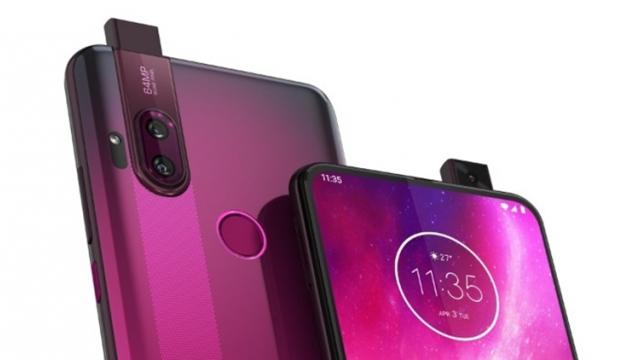 <b>Motorola One Hyper, primul telefon Moto cu cameră pop-up se afișează în randări proaspete</b>Cu toate că la ultima verificare lansarea smartphone-ului Motorola One Hyper urma să aibă loc pe data de 3 decembrie (adică ieri), iată că în realitate debutul mai întârzie puțin dintr-un motiv sau altul