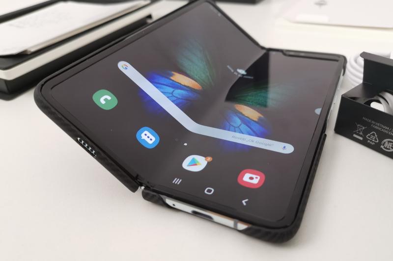 Unboxing Samsung Galaxy Fold (conținutul cutiei): Samsung-Galaxy-Fold_162.jpg
