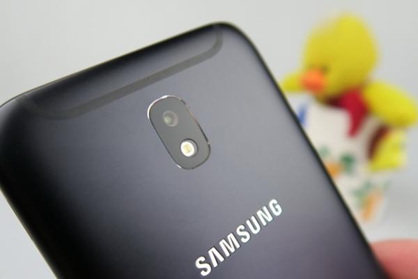 Samsung începe distribuirea lui Android Oreo pe smartphone-ul Galaxy J5 (2017); Utilizatorii polonezi se bucură primii de update