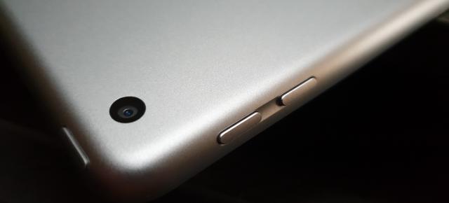 Apple iPad 9.7 (2018): Camera ar bate câteva midrangere din 2018 chiar